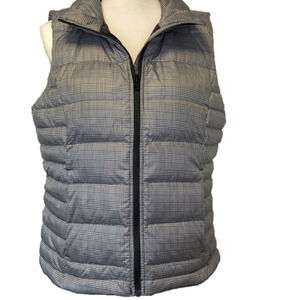 Women’s Lands’ End Black and White Plaid Petite Puffer Vest
